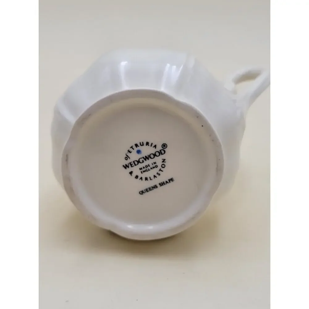 Wedgwood Queens Shape Creamer White Ceramic Scalloped Rim Vtg
